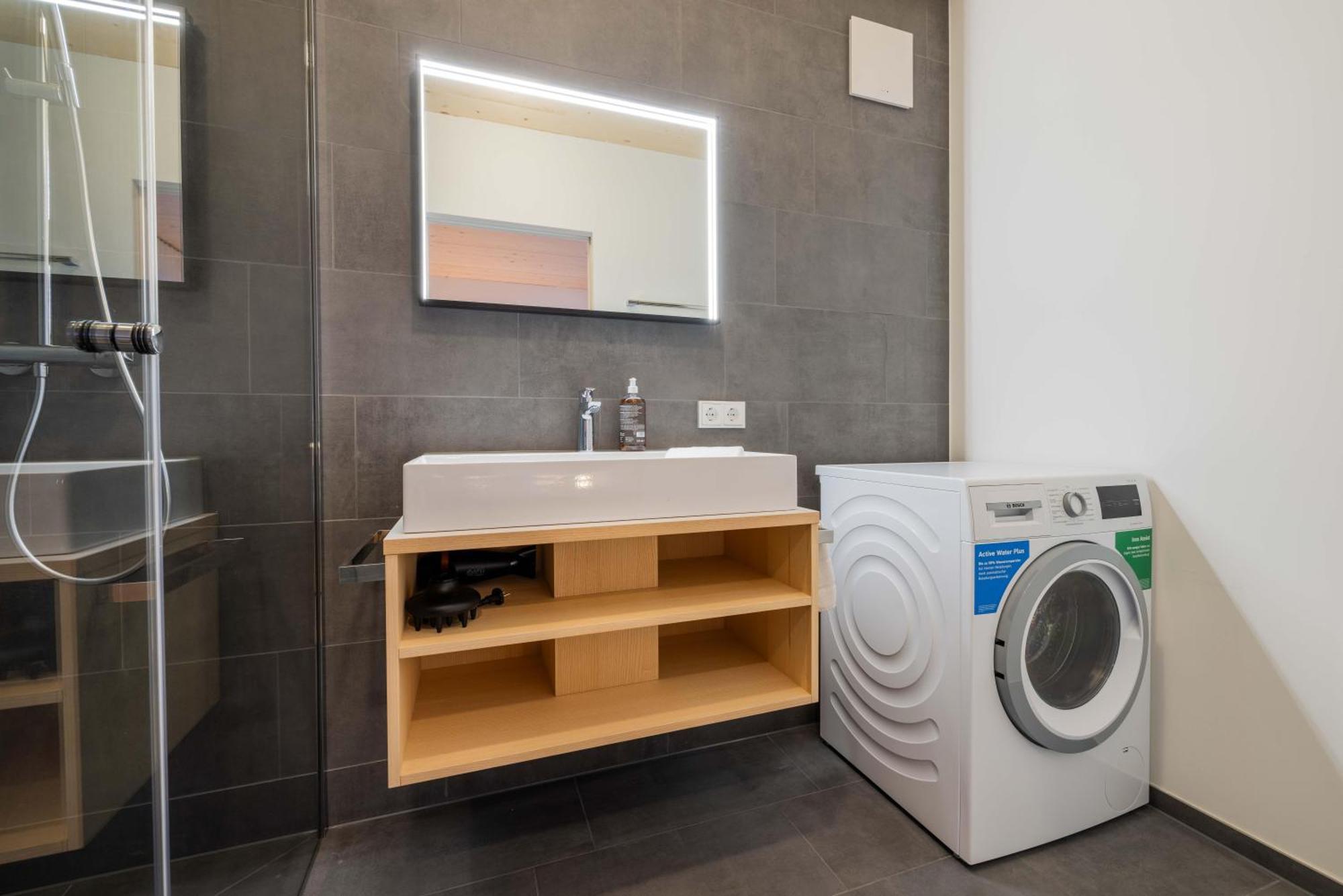 Apartmenthaus A24 Schruns ภายนอก รูปภาพ