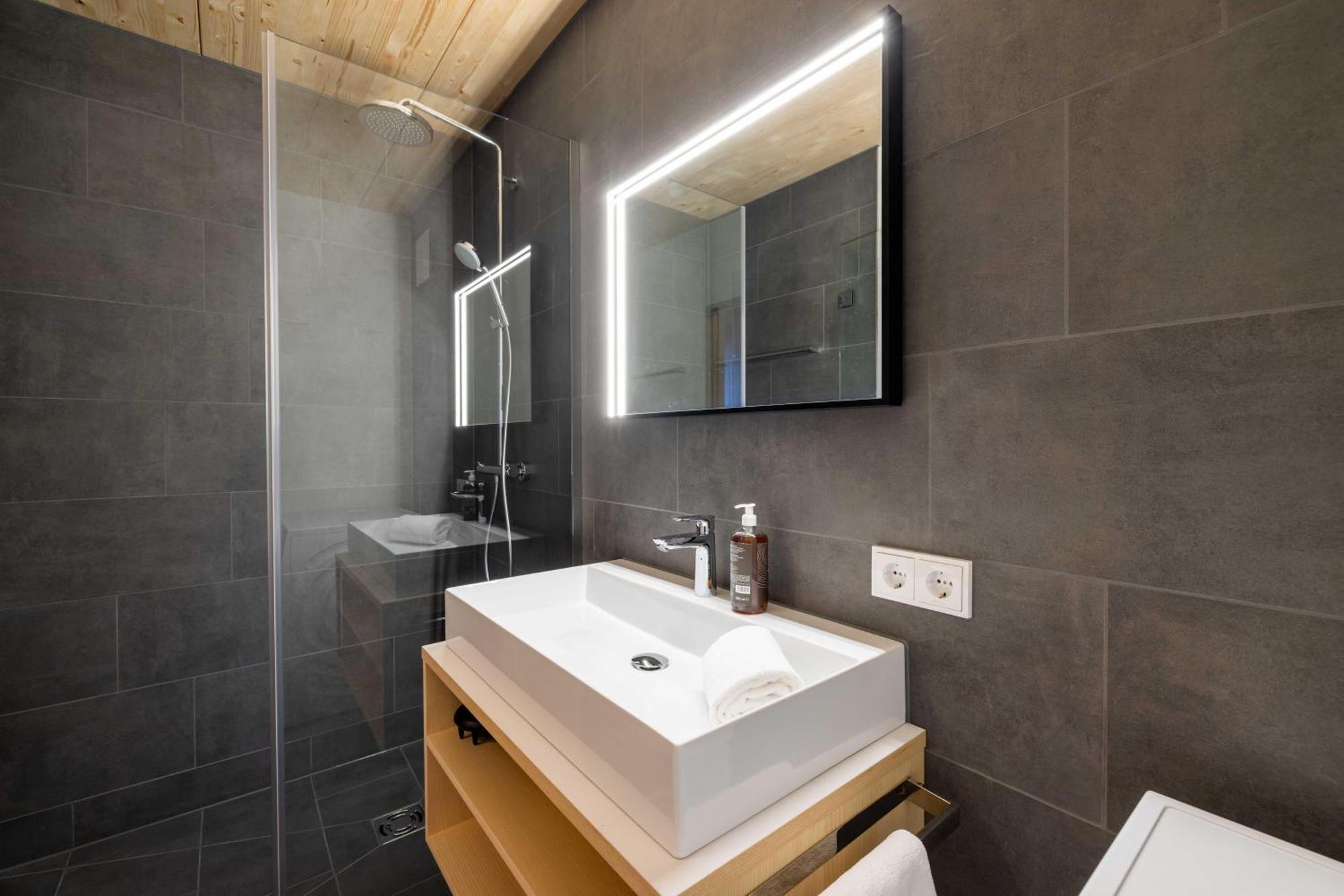 Apartmenthaus A24 Schruns ภายนอก รูปภาพ